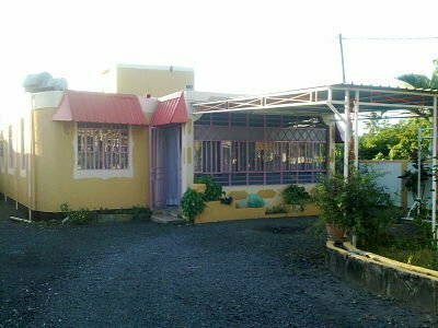 looking to rent a nice house Trou aux Biches 3 min walk to public beach