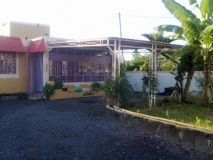rent bungalow mauritius