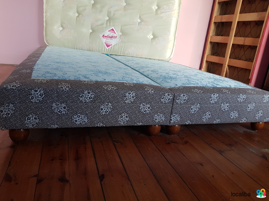 Two person bed (box spring + mattress)