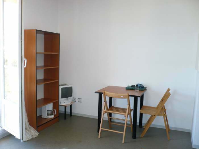 Studio meublé de 22 m² situé à Central Fac à 2 min de l'IUT