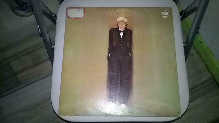 Vinyle Johnny Hallyday C est la vie Excellent etat 1977
