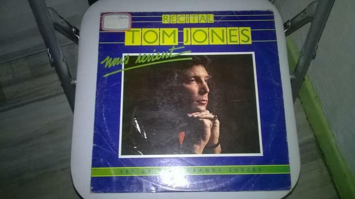 Vinyle Tom Jones Récital Tom Jones, Nous Revient