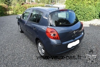 Renault clio III 1.5 dci a 1500€