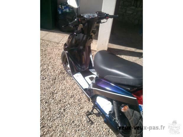 SCOOTER BOOSTER MBK