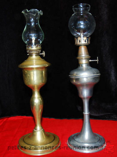 LAMPES A PETROLE ANCIENNES - NOMBREUX MODELES