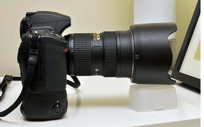 Nikon D700 +24-70mm +grip MB-D10