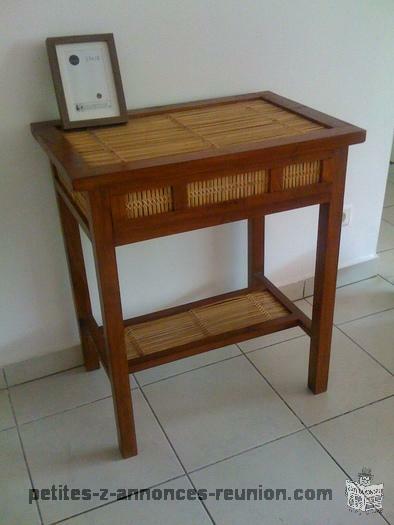 Table en bois de teck et bambou