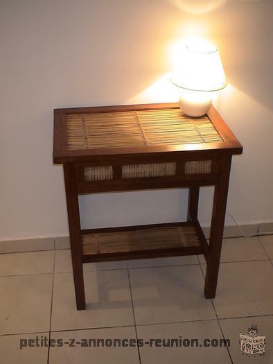 Table en bois de teck et bambou