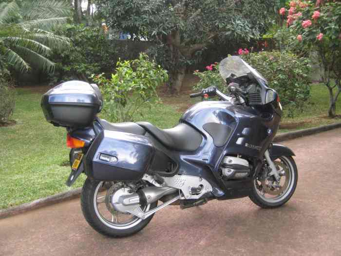 VENDS CAUSE DOUBLE EMPLOI MOTO BMW 1150RT