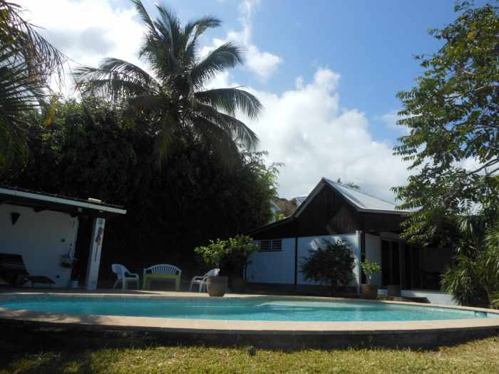 Villa de Charme avec piscine et vue panoramique sur l'océan indien