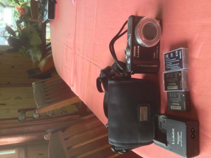 vend appareil photo APN compact panasonic lumix tz10