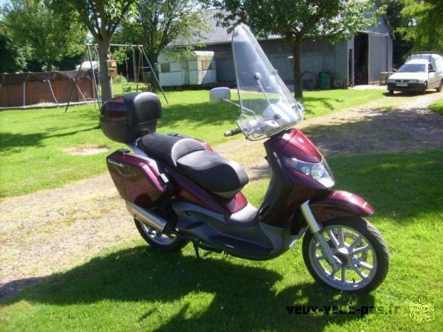 Scooter, mobylette Piaggio 125 cc LIEUREY (27560)