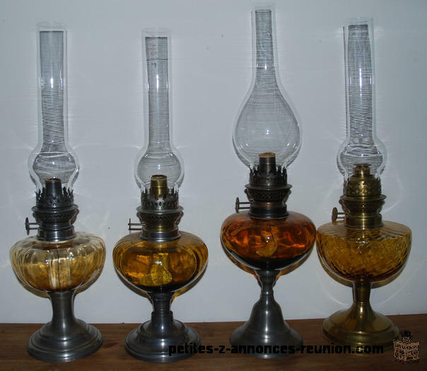 LAMPES A PETROLE ANCIENNES - NOMBREUX MODELES