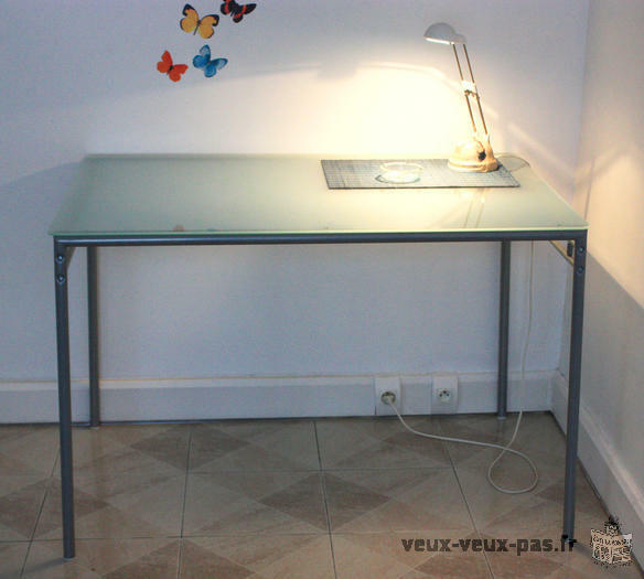 TABLE en VERRE et ACIER *PARFAIT ETAT