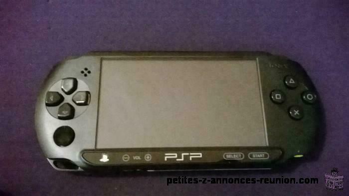 Vend PSP Street NEUVE