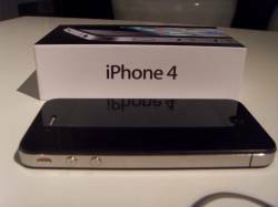 iPhone 4 32Go noir neuf sous blister